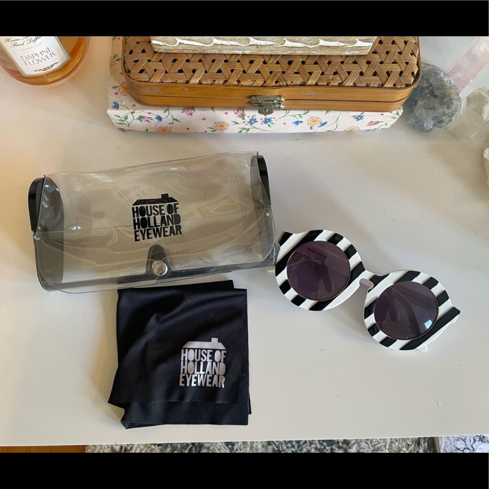 House of Holland Round Black and White Sunglasses